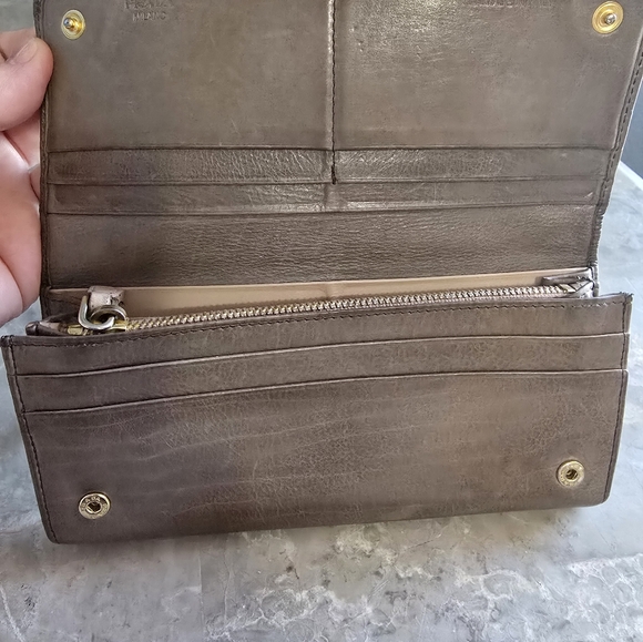 Prada Authentic Calf Skin Leather Ribbon Gray Brown Taupe Wallet - Picture 7 of 12